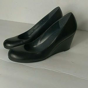 Stuart Weitzman Luna Napa Black Leather Wedge